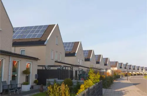 Why you should consider adding a battery to your home energy storage inverter